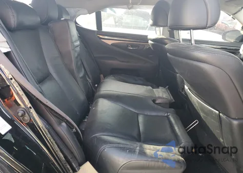 2017 Lexus Ls 460 z USA, uszkodzony, nr VIN JTHCL5EF7H5029023